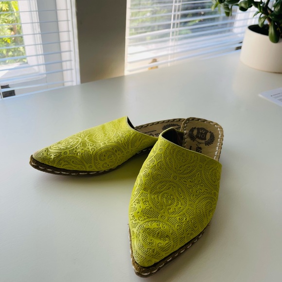 Handmade Leather Turkish Flats - Picture 7 of 7